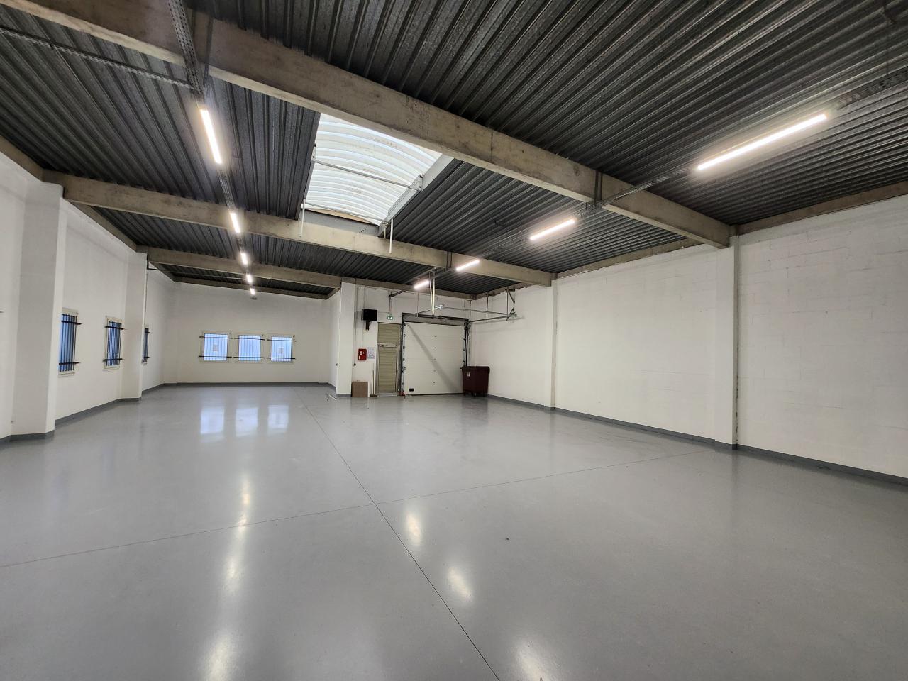 Local d'activité Lognes 385m² Location local d'activité Lognes Seine-et-Marne OLACT2110677 0